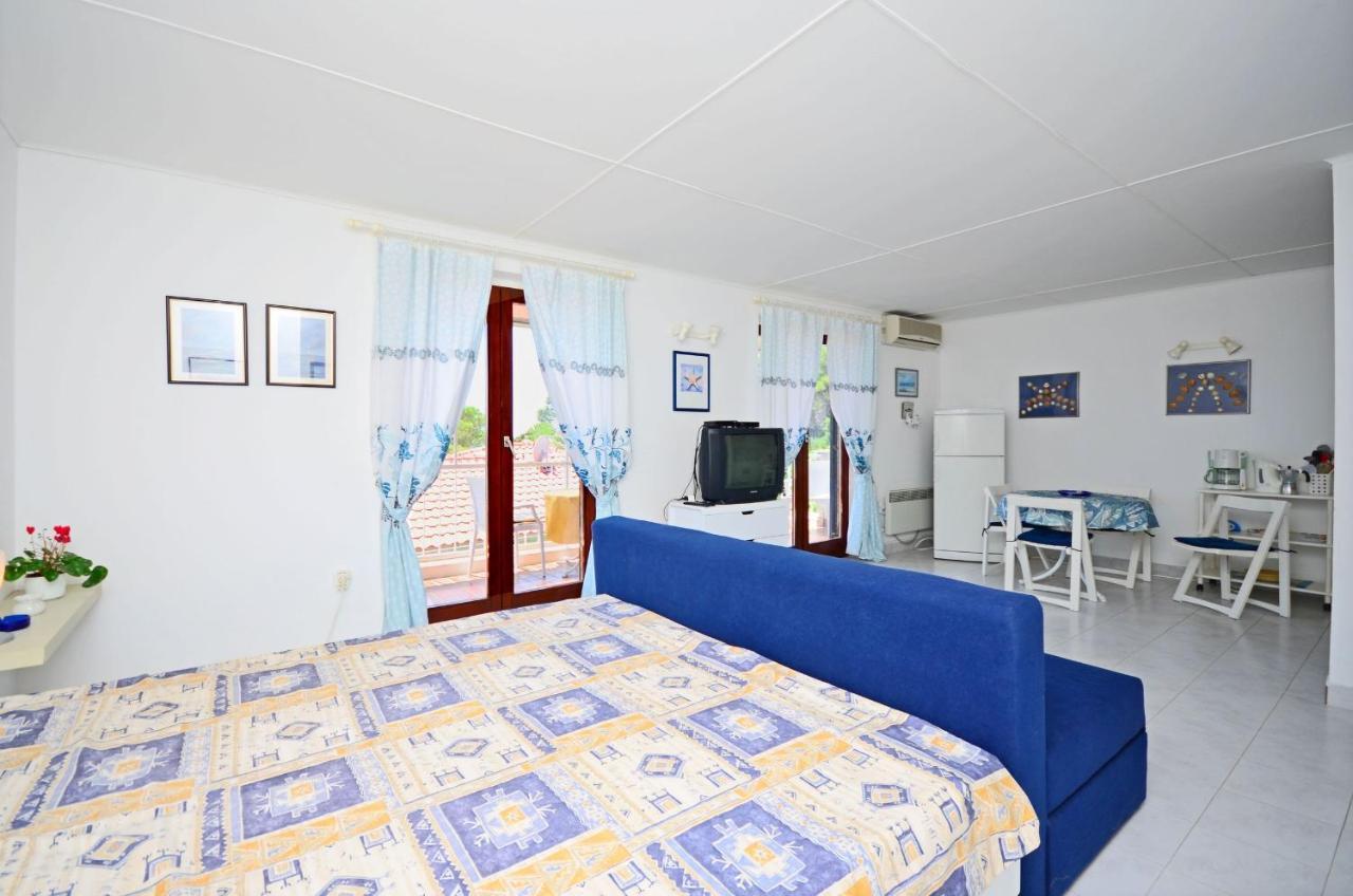 Apartment Dubravka Banjol Kültér fotó